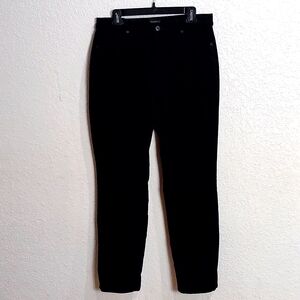 TALBOTS CORDUROY STRAIGHT LEG PANT.